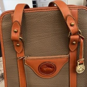 Lovely two-tone authentic Dooney Bourke Purse